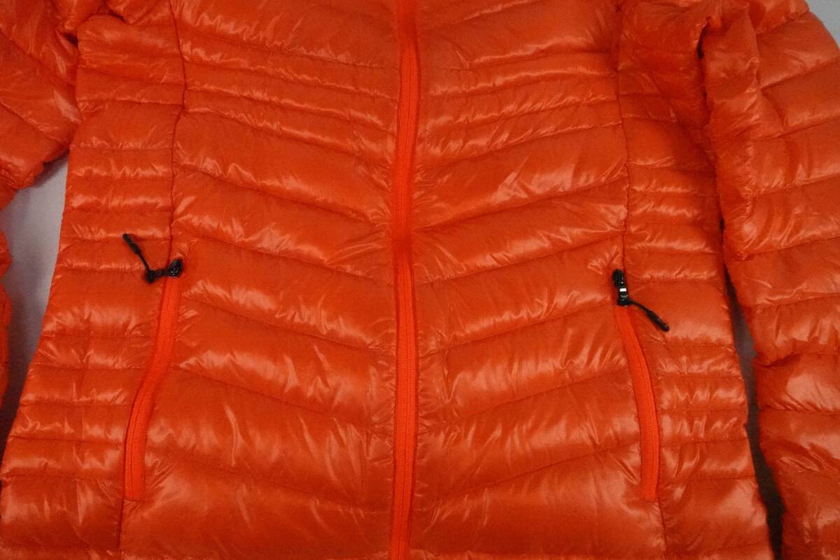 Emporio Armani エンポリオアルマーニ オレンジ ダウン ジャケット ブルゾン 衣類 Lサイズ ブランド 冬季