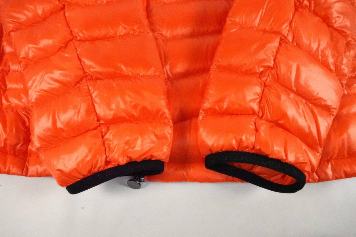Emporio Armani エンポリオアルマーニ オレンジ ダウン ジャケット ブルゾン 衣類 Lサイズ ブランド 冬季