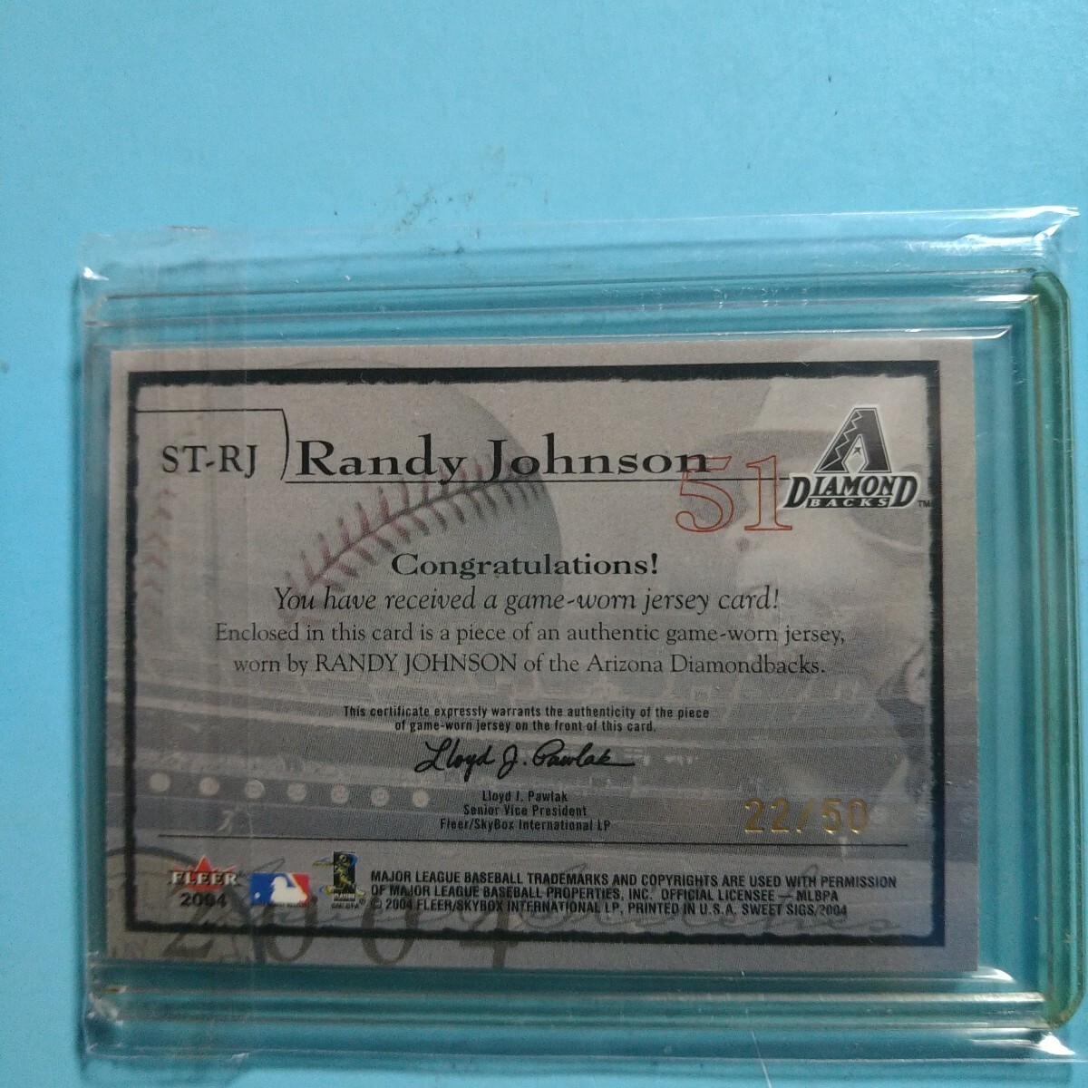 2004 FLEER Sweet Stitches ランディ・ジョンソン RANDY JOHNSON 50枚限定パッチカード A ダイアモンドバックス_画像2