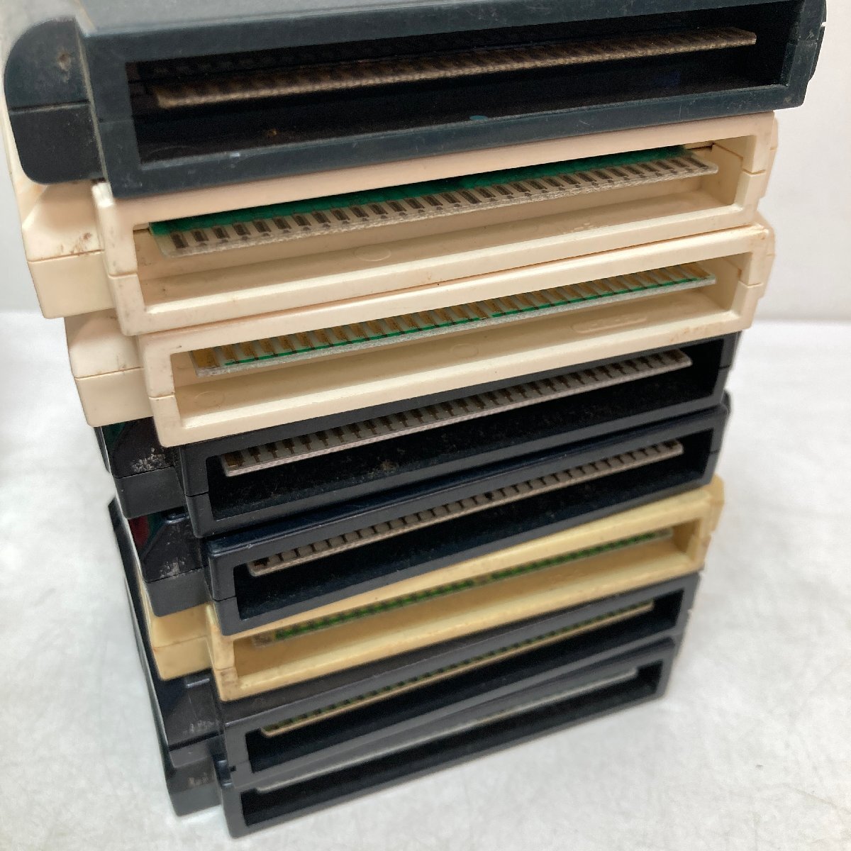 【FC】まとめて19本 任天堂 ファミリーコンピュータ《動(dòng)作未確認(rèn)》夢(mèng)幻戦士ヴァリス スーパーマリオブラザーズ他※マジック涂りつぶしあり