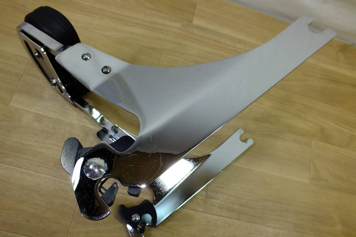 ◎ ハーレー純正 ’96～’05 ダイナ デタッチャブルシーシーバー・パット付き　中古品 FXD/FXDL/FXDX_画像7