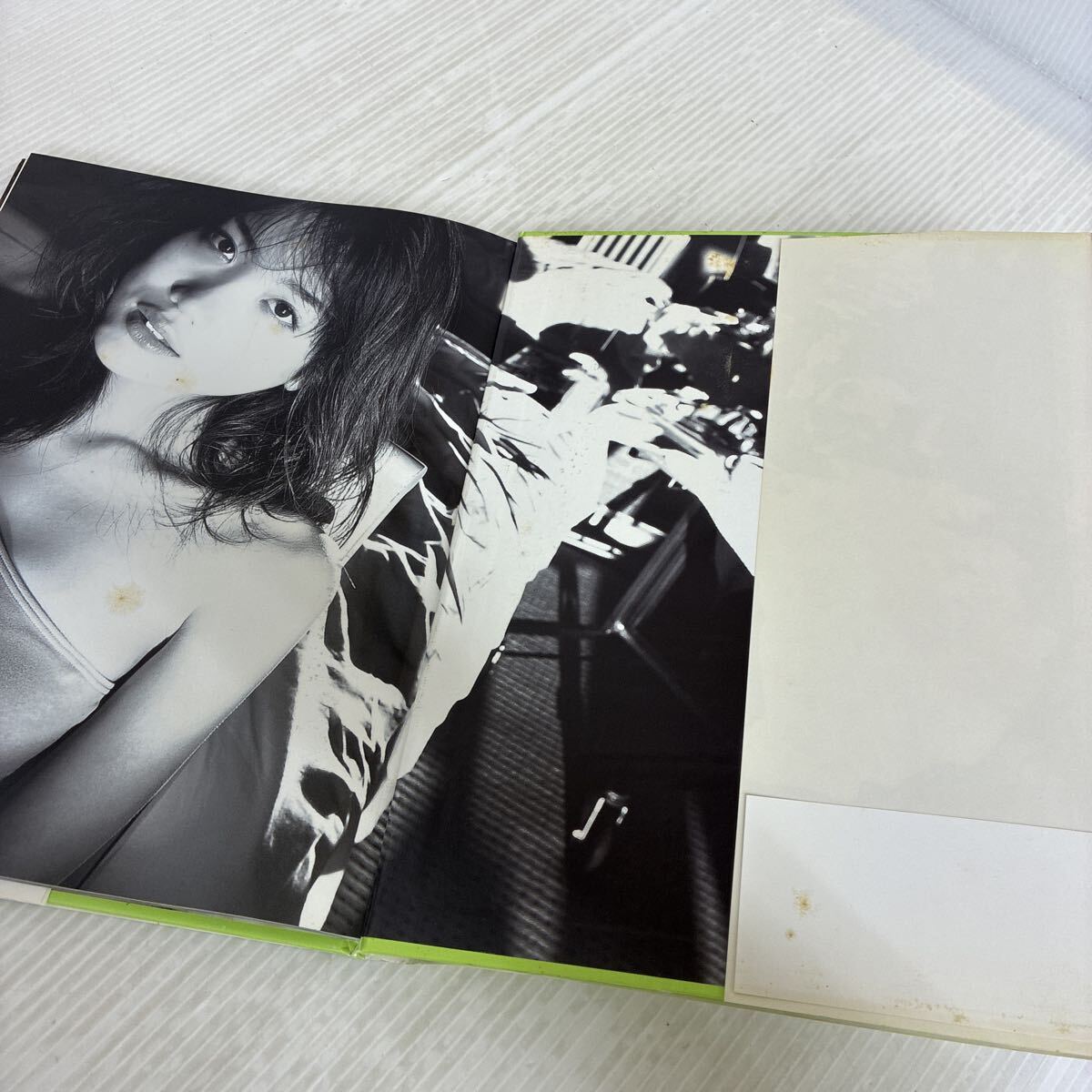 A-ш/ 佐藤江梨子寫真集 eriko 撮影/野村誠一 2000年3月30日初版発行 TIS