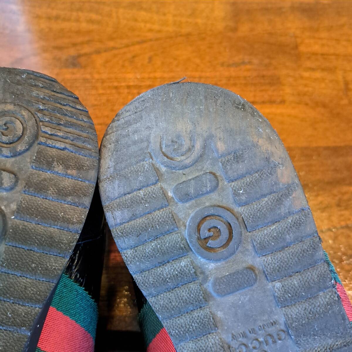 GUCCI グッチ　メンズスニーカー　ブラック 美品です！