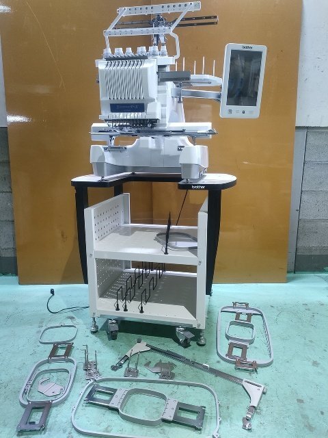 (美品)Brother PR1055X PRT1501 業(yè)務(wù)用 刺繍ミシン 稼働時(shí)間352H 別売り枠付き ブラザー 家電 裁縫 動作良好