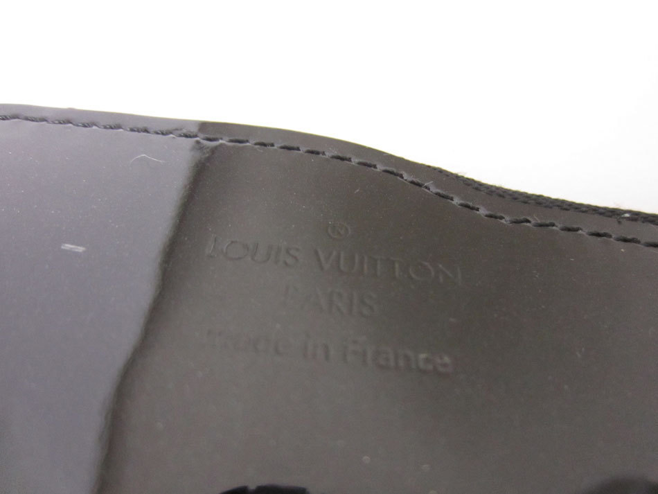 LOUIS VUITTON ルイヴィトン エナメル パテントレザー ポルトモネ