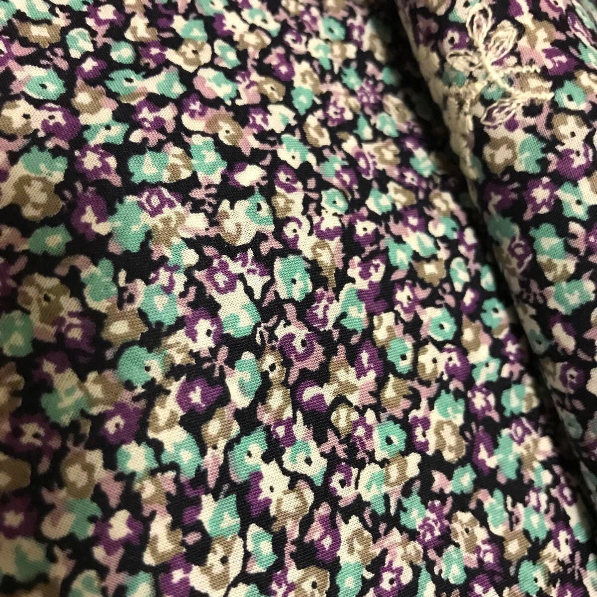 《最終価格》片耳スカラップ 花刺繍 紫パープル・ターコイズ 小花柄プリント 生地 2m