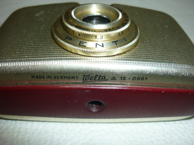 ■希少 美品 完動品 1961年製 東ドイツ製！Welta社 Penti（ペンティ） 0型（初期型）フード付 金色とワインレッド Trioplan30mmF3,5_画像6