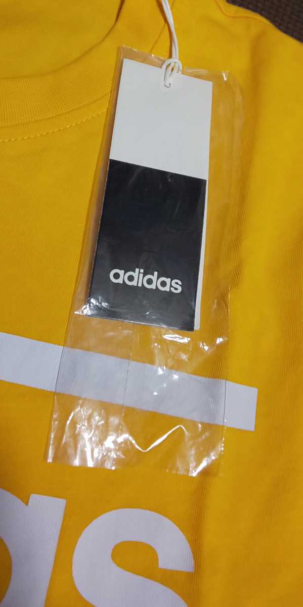  с биркой adidas желтый цвет, Logo белый, короткий рукав стрейч tops размер XO