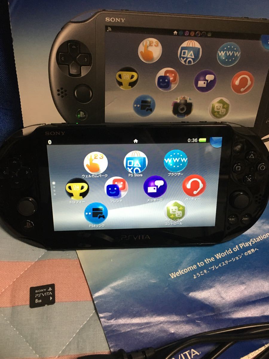 PS Vita PCH-2000 Wi-Fiモデル ブラック  メモリーカード付