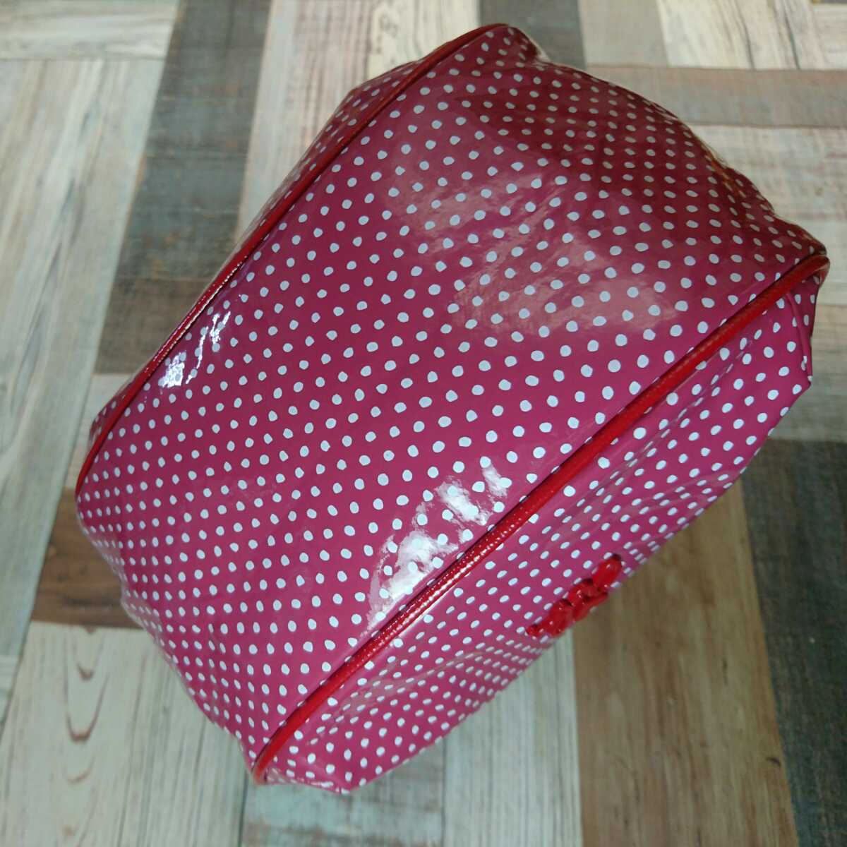 [ unused tag equipped ] agnes b. Agnes B enamel handbag dot pattern red X white 4B370