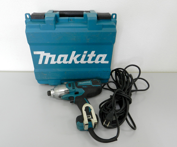 makita/マキタ インパクトドライバ 100V 220N・m TD0220 ケース付き 札幌市北区 _画像1