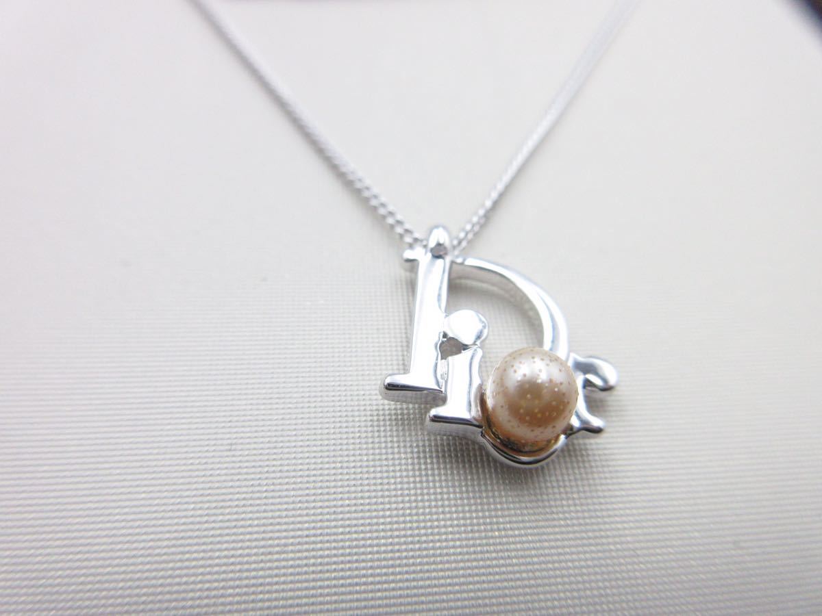 ほぼ未使用】☆タグ付き Christian Dior ネックレス フェイク ほぼ未使用】☆タグ付き Christian Dior ネックレス フェイク