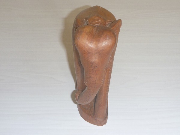 木彫りの象　タイ製　工芸品　彫刻