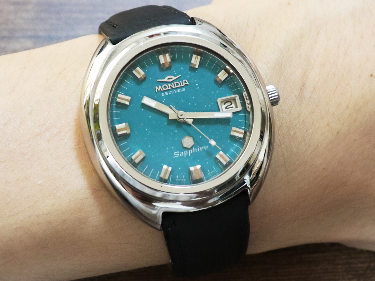 スイスメイド☆ビンテージ1970年代 MONDIA モンディア Sapphire 手巻き式時計 イタリア・ミラノ アンティークウォッチ -Made in Swiss-_画像1