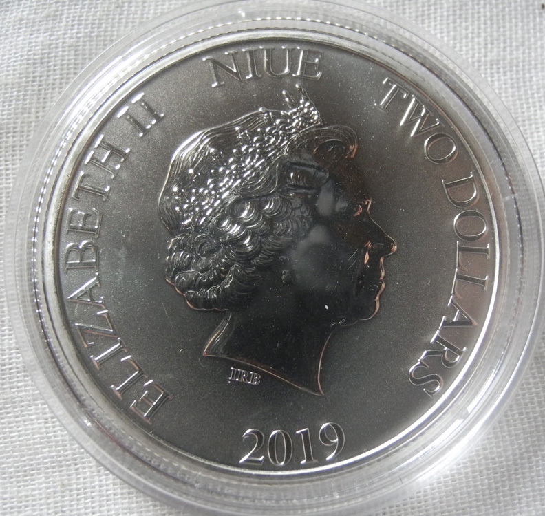 ニウエ Niue 2ドル銀貨 2019年 限定カラーコイン ミッキーマウスと