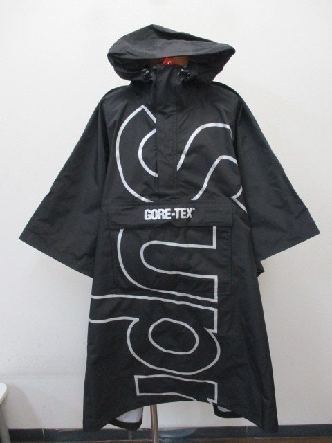 Supreme GORE-TEX Poncho black size:S/M 新品 納品書付き 19SS シュプリーム ゴアテックス ポンチョ 黒 ブラック ナイロンコート_画像2