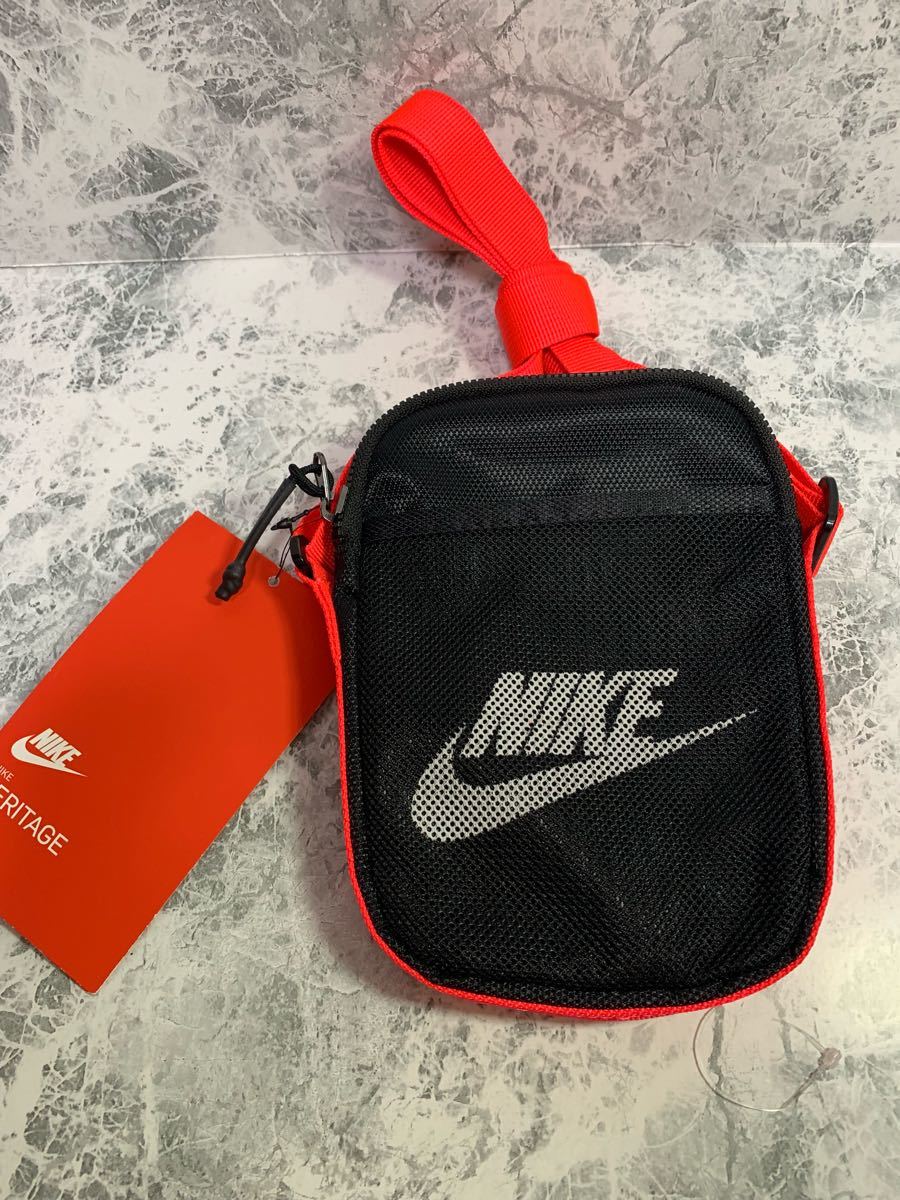 NIKE ナイキ ショルダーバッグボディバッグ1L