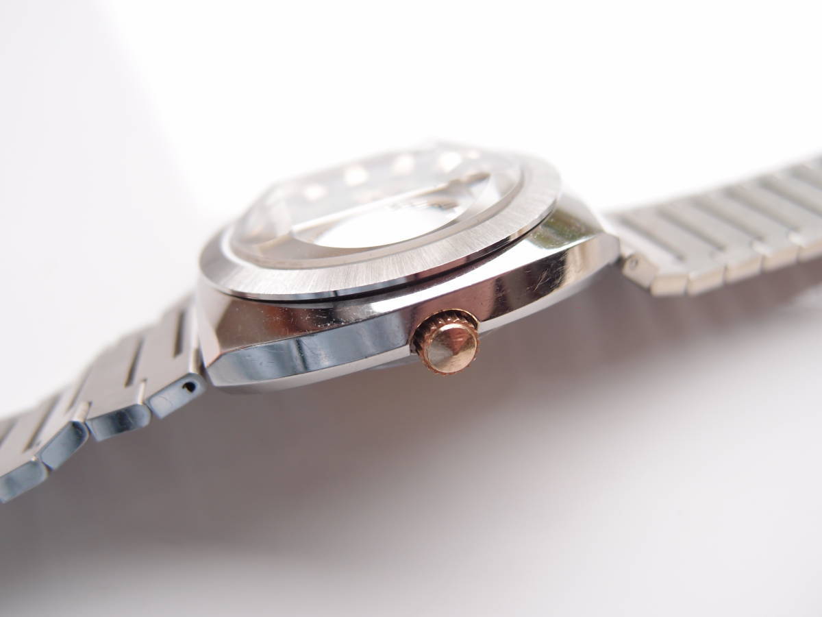 ネット売り 激レア CITIZEN カスタムV2 5面カットガラス 腕時計