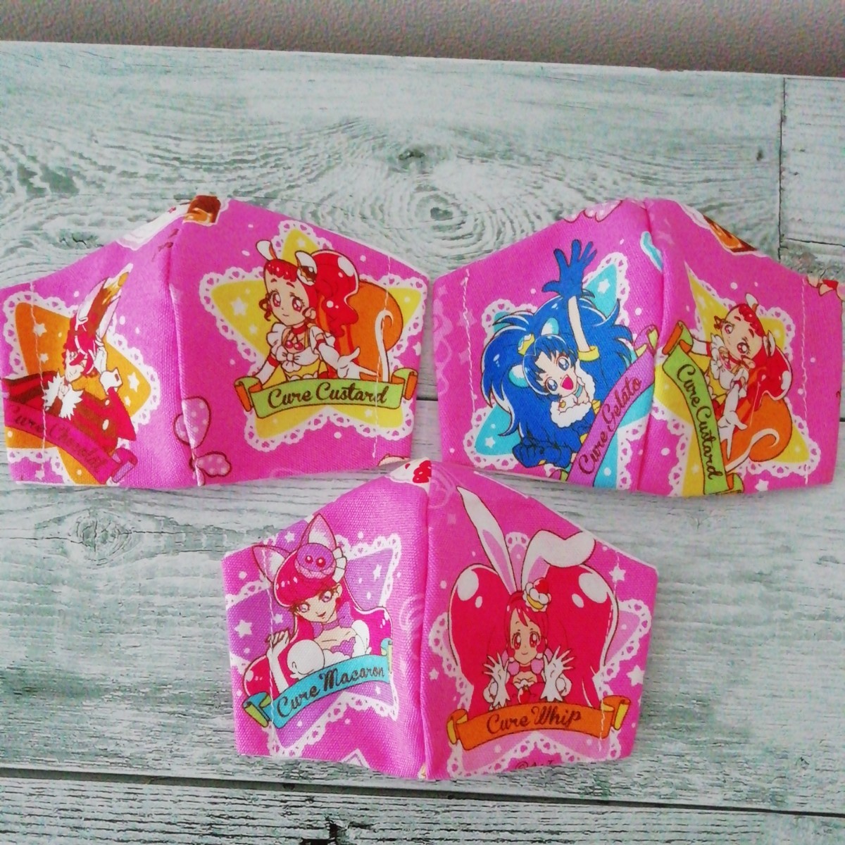 在庫ラスト　ハンドメイド　プリキュア　３枚セット