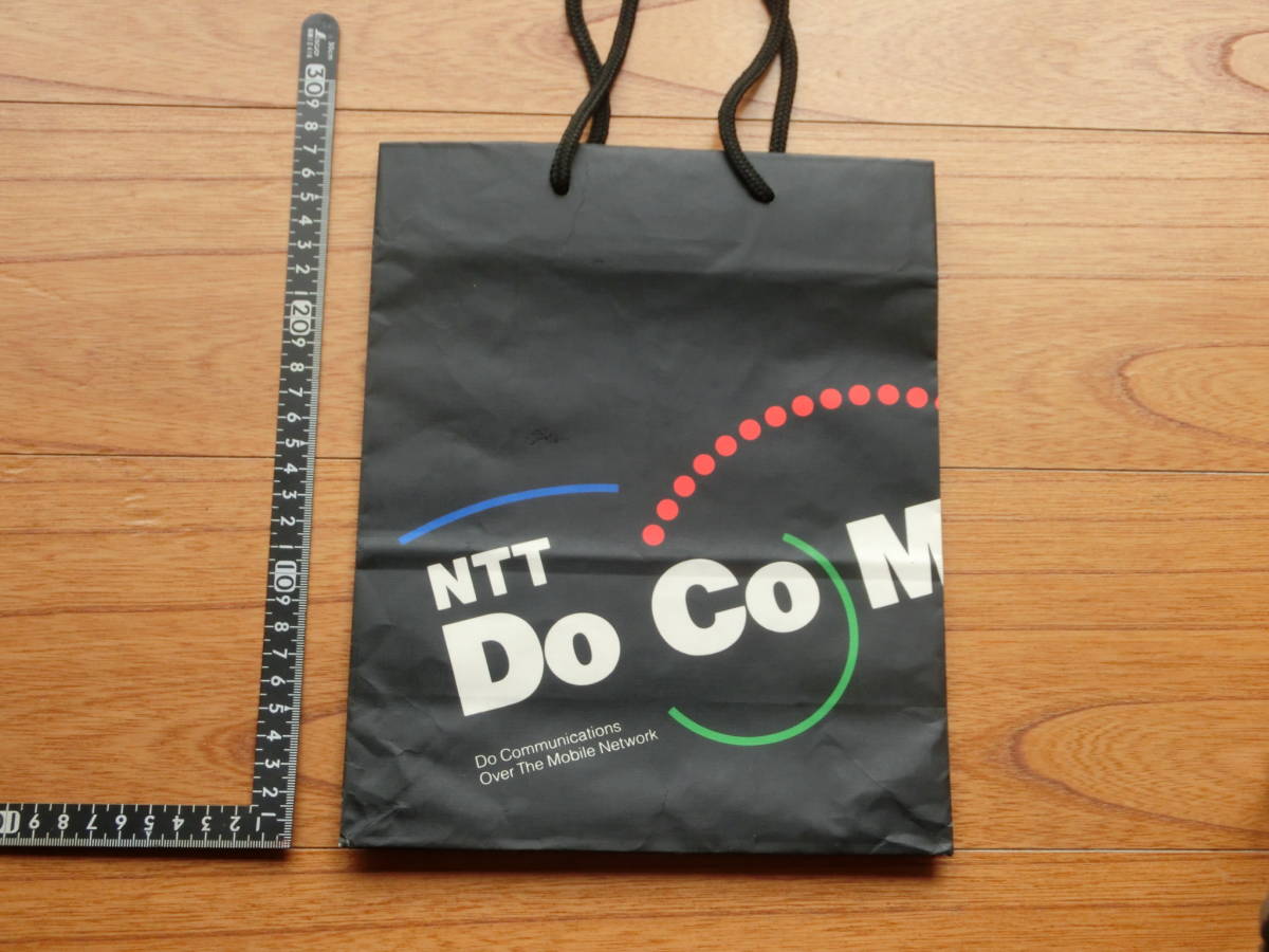 Yahoo!オークション - NTT ドコモ docomo 紙袋 袋 3 Yahoo!オークション - NTT ドコモ docomo 紙袋 袋 3
