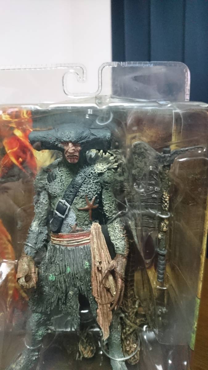 【未開封】ネカ NECA パイレーツ・オブ・カリビアン マッカス PIRATES OF THE CARIBBEAN DEAD MAN'S CHEST SERIES1 MACCUS フィギュア_画像2