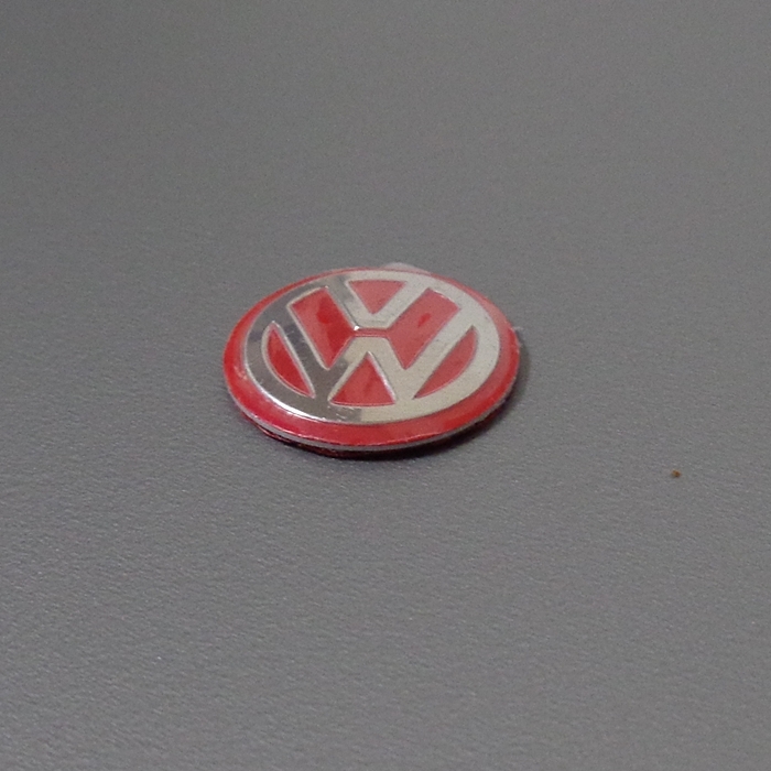 VW　ロゴステッカーRed 　Key case 他に　 ▽Pntj *_画像4