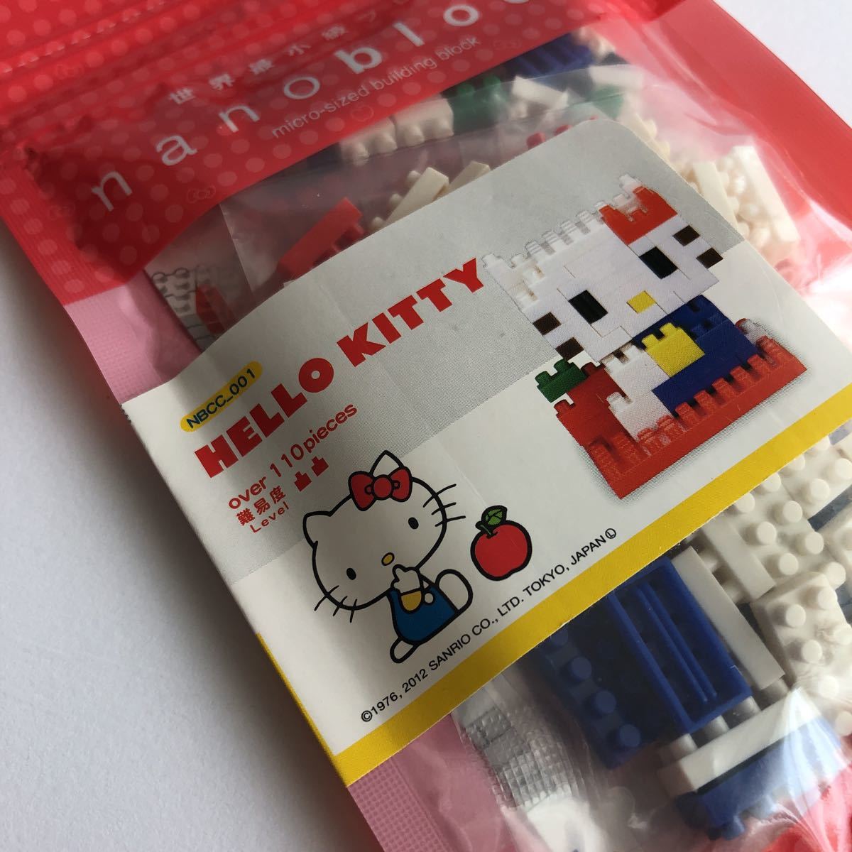 ナノブロック NBCC_001 ハローキティ キティ HELLO KITTY りんご リンゴ ダイヤブロックnanoblock