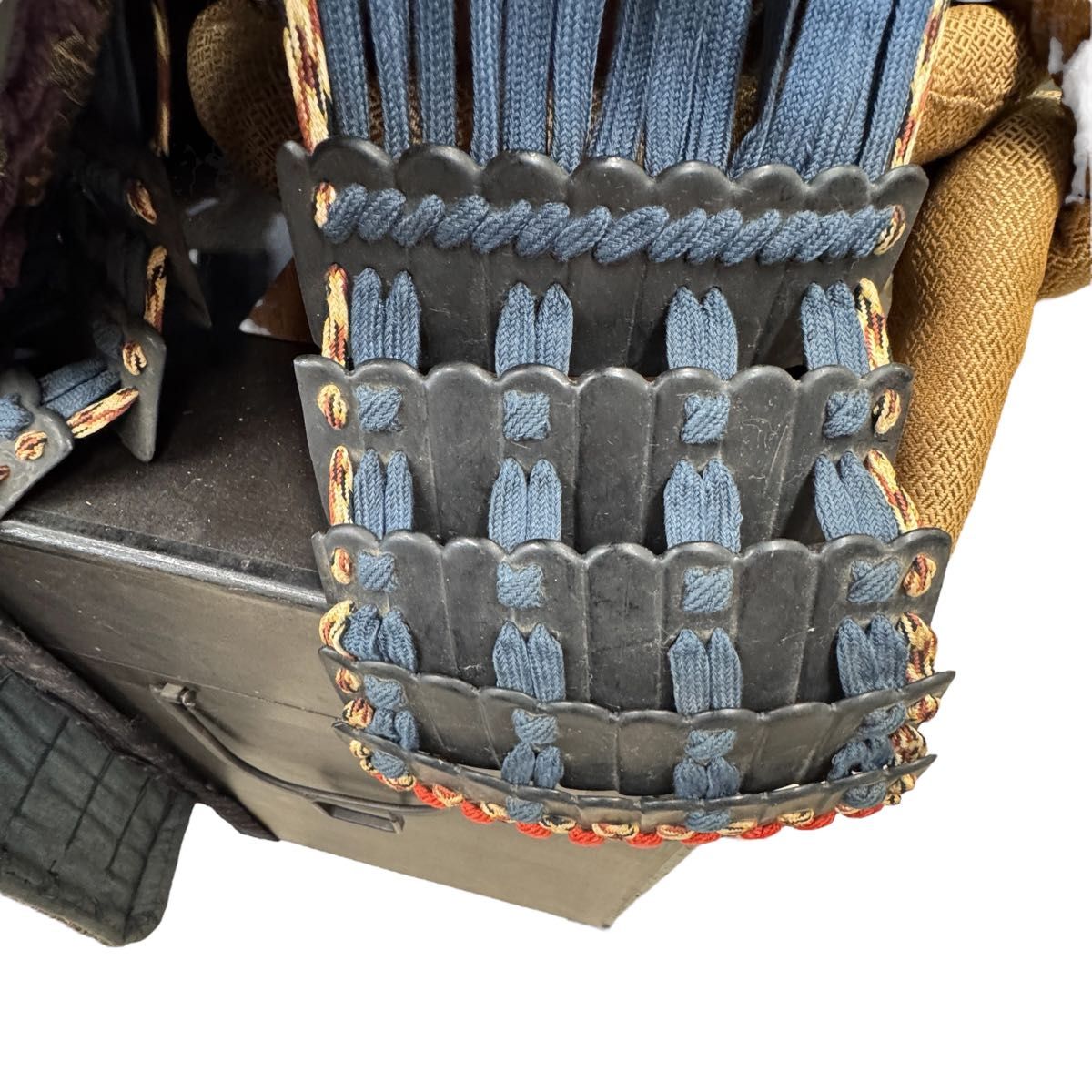 光忍』【鎧甲冑】黒色紺糸威当世具足 甲冑一式