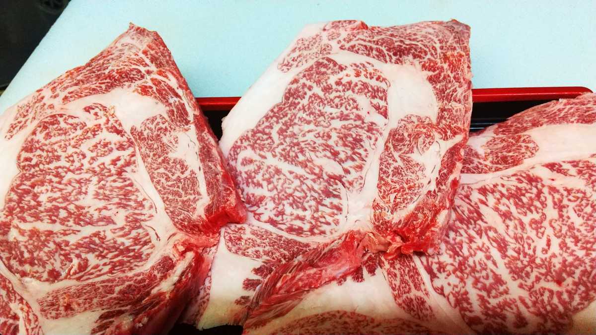 最高級宮崎牛 a5肩ロースの値段と価格推移は 0件の売買情報を集計した最高級宮崎牛 a5肩ロースの価格や価値の推移データを公開 最高級宮崎牛 a5肩ロースの値段と価格推移は 0件の売買情報を集計した最高級宮崎牛 a5肩ロースの価格や価値の推移データを公開