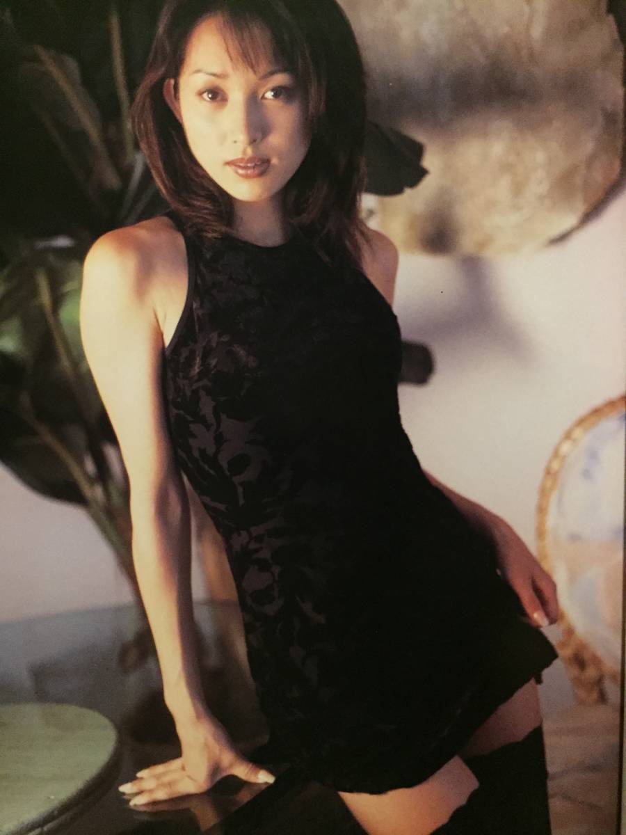 ヤフオク 古本 帯なし 写真集 Yuko 高島優子 撮影 佐藤健 ヤフオク 古本 帯なし 写真集 Yuko 高島優子 撮影 佐藤健