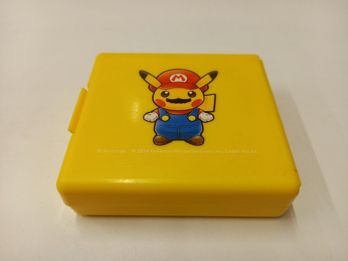 【魅惑の一品シリーズ①】マリオピカチュウ 3DS カードケース 16枚収納 魅惑の一品シリーズ①】マリオピカチュウ 3DS カードケース 16枚