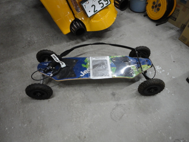 スケートボード　一点物　デッドストック品　Jeep ブレーキ付き　価値ある一品_画像1
