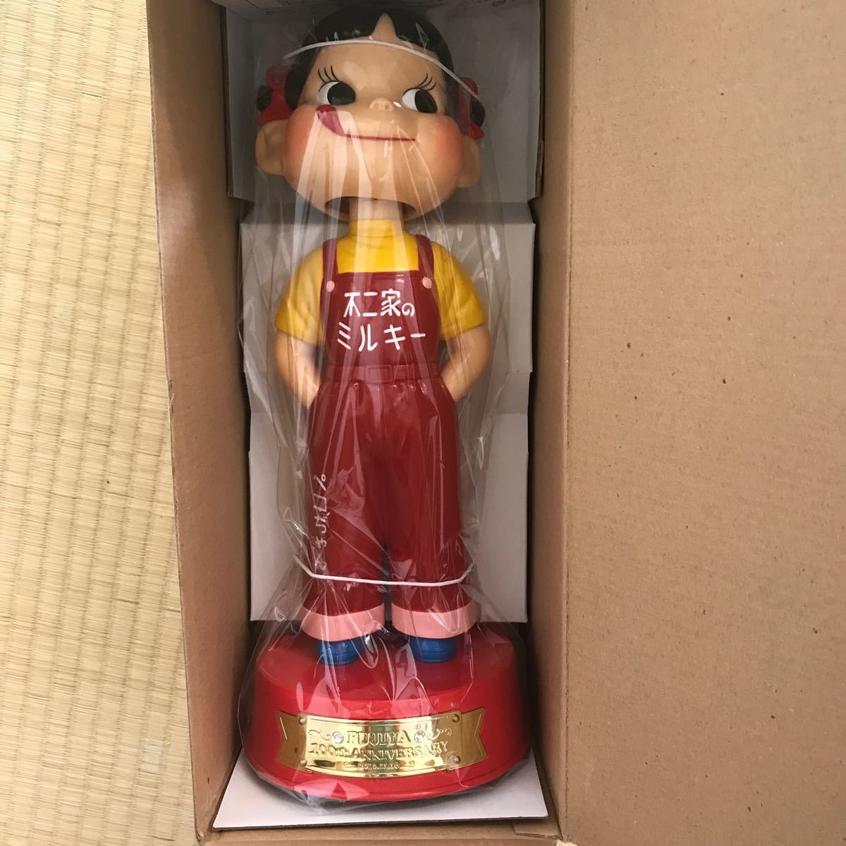 不二家　ペコちゃん人形　100周年 創業祭　記念　 復刻版 首振り人形 レトロ