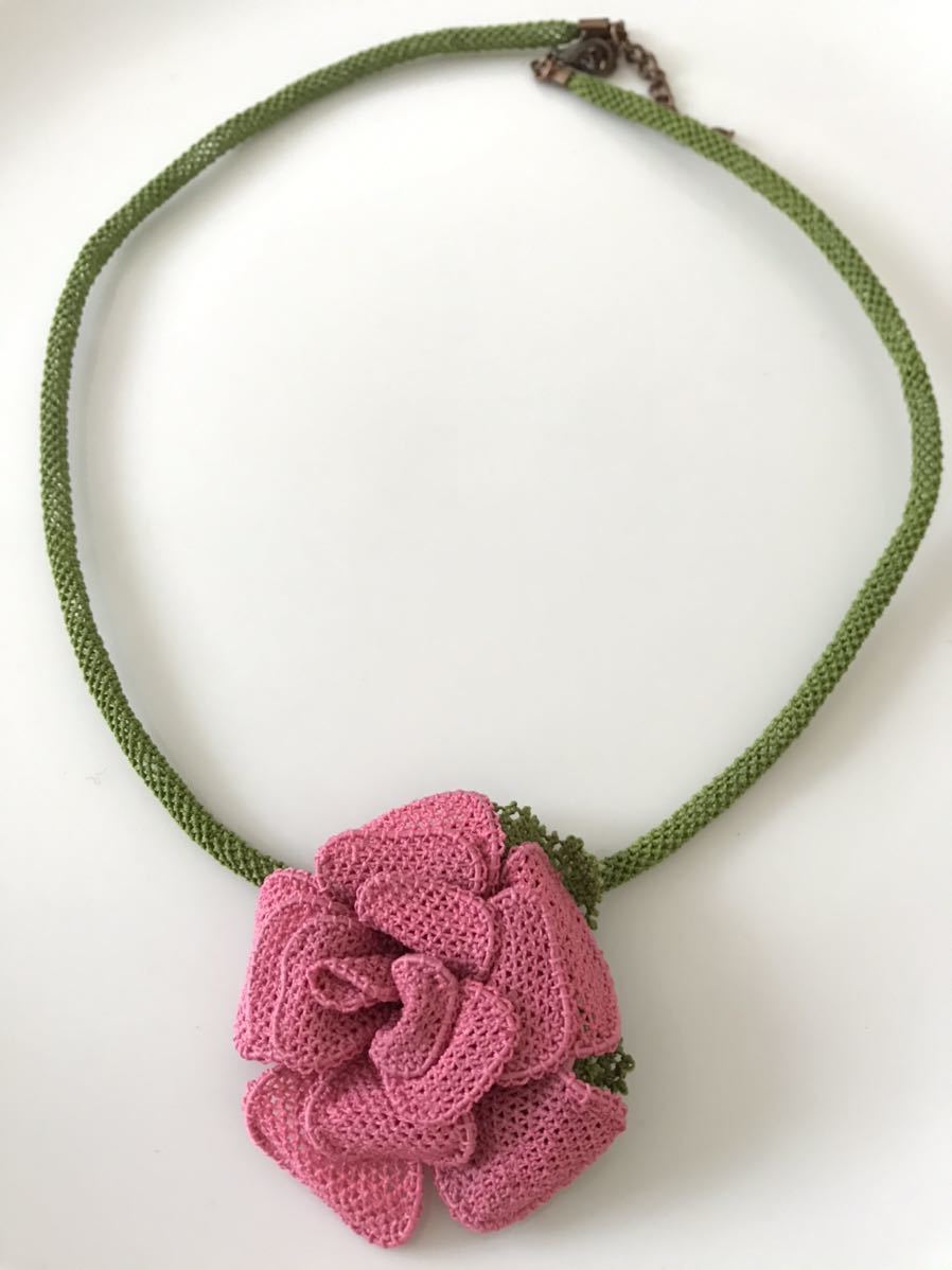 i- Neo ya necklace hand-knitted flower .. rose pink accessory * free shipping *