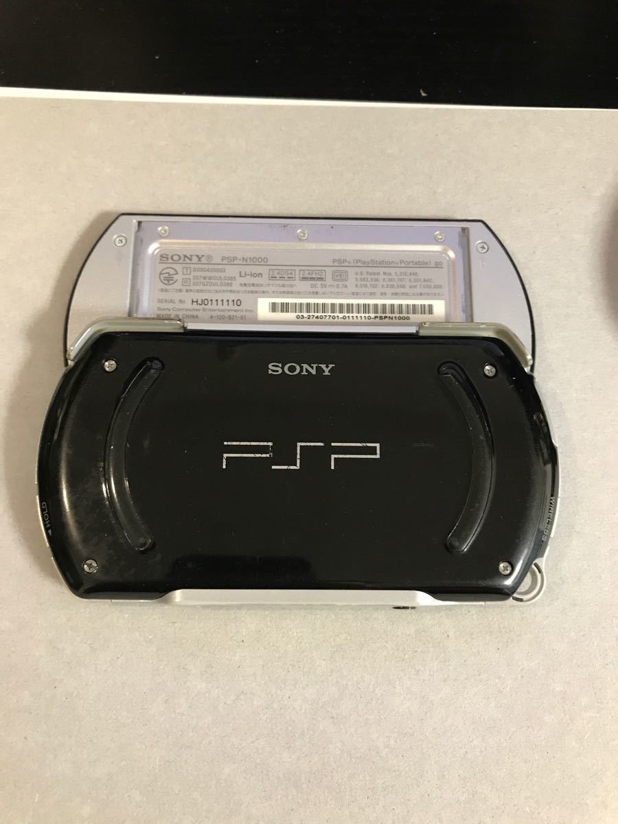 SONY PSP-N1000 PSP go & 8GB メモリ、おまけ付き