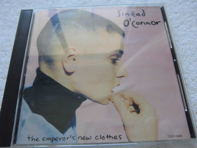 国内盤 のみ アルバム未収録曲 / Sinad O'Connor / The Emperor's New Clothes /Bill Coleman, Super DJ Dmitry, Jungle DJ Towa/ 1990 _画像4