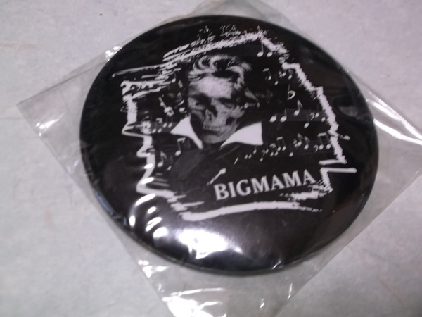 ]　BIGMAMA　ビッグママ　【　大型 缶バッジ　】　直径7.5cm　未開封新品♪_画像1