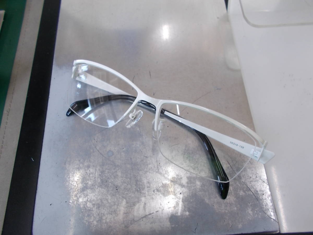 大きめサイズ DK ディーケー 超かっこいい眼鏡フレーム DK-2413-5 ナイロールデザイン お洒落な白