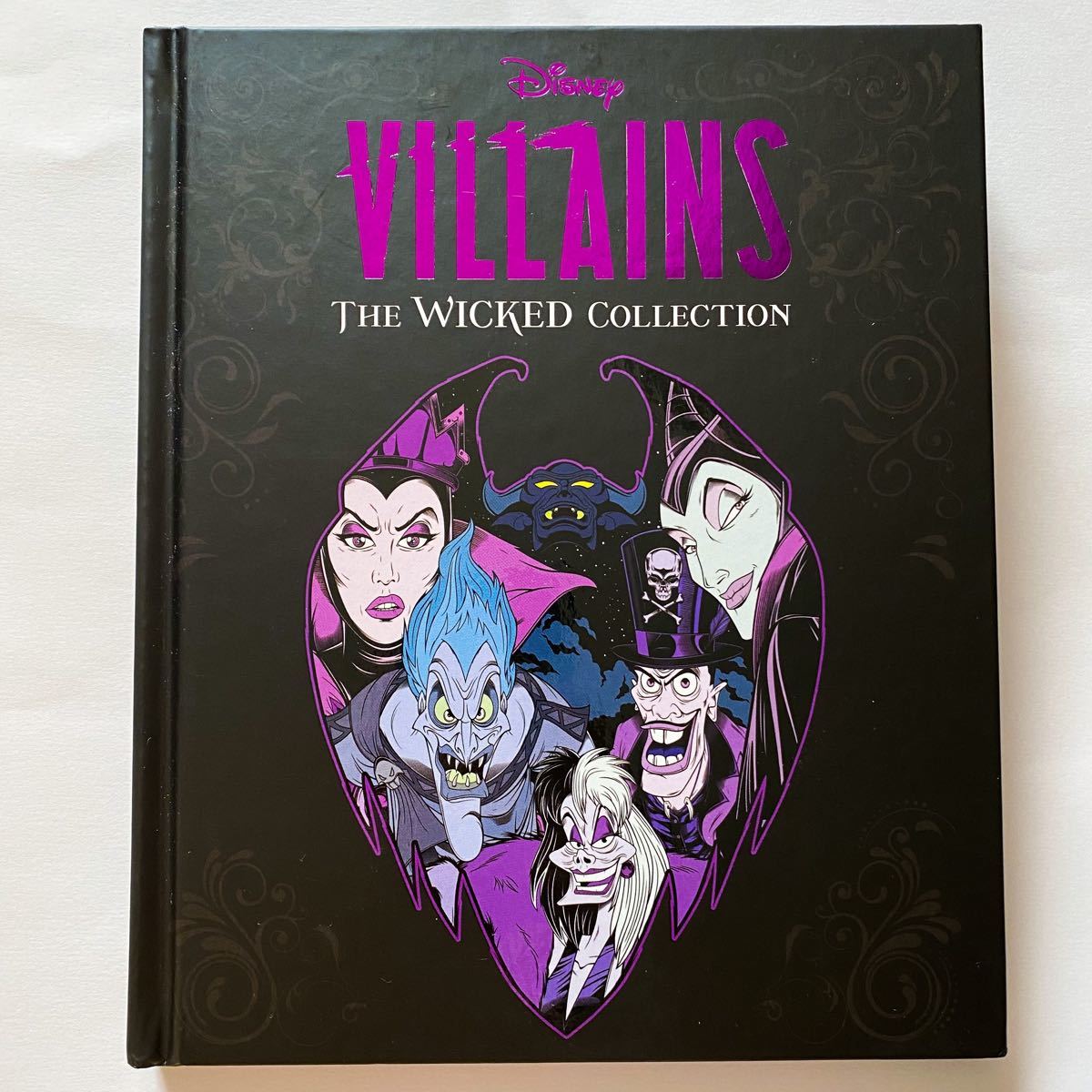 Paypayフリマ 新品 ディズニー ヴィランズ 本 洋書 アート集 Villains