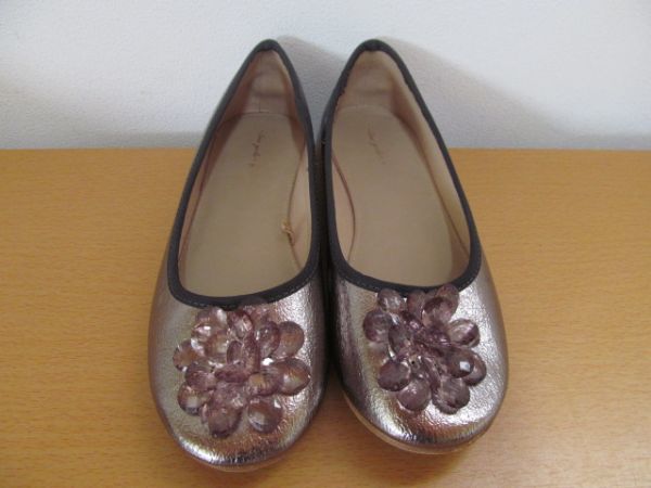 (37392)ZARA Girls Zara девушки плоская обувь цветок bronze серия 35 USED