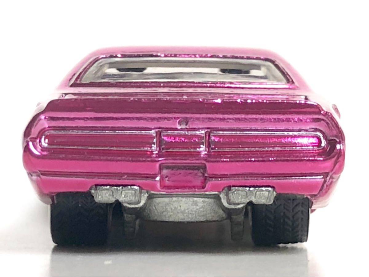 激レア 1970 Dodge Challenger Hemi Classics 5 Chase Box 30 Car Set ばらし チェイス トレジャー Spectraflame Pink スペクトラ ピンクの画像9