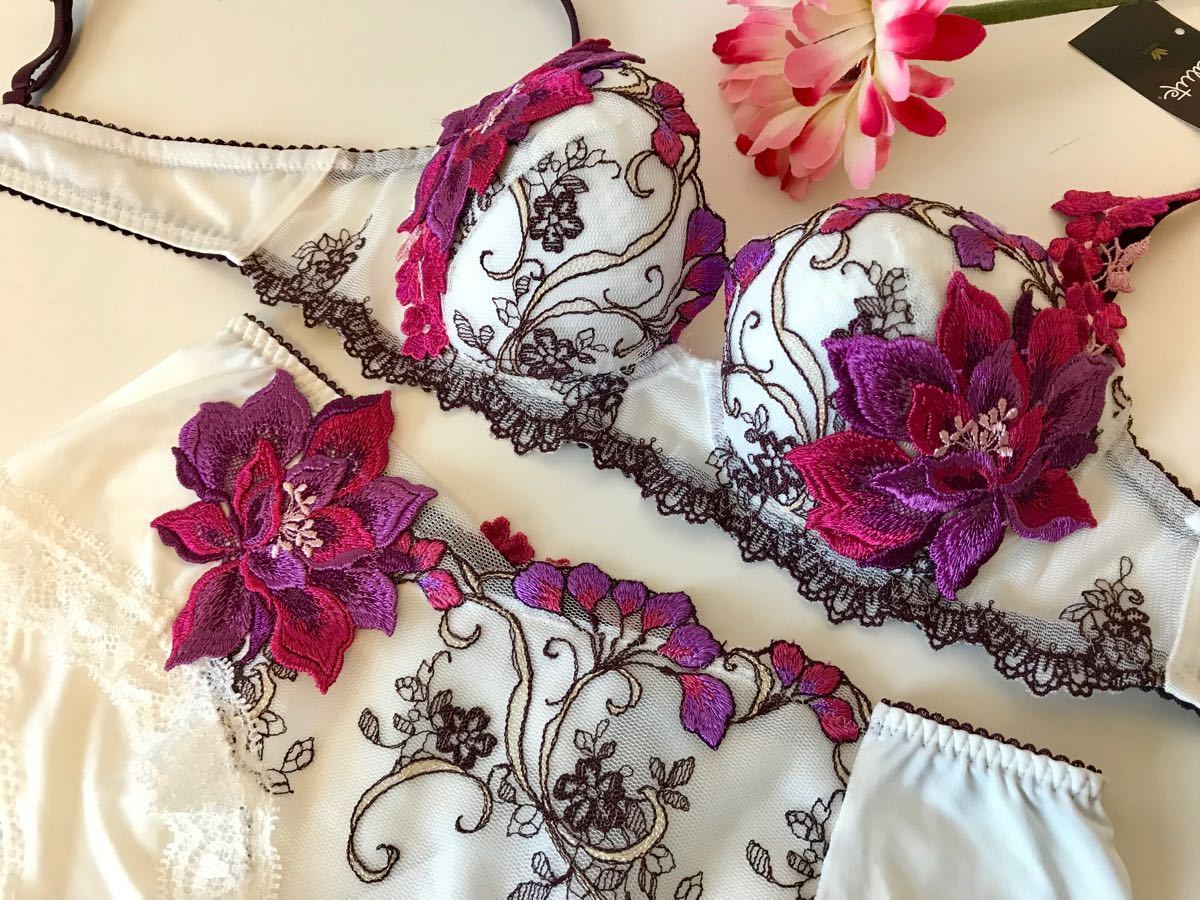 サルート 73 月下香 ブラジャー&ソングL アイボリー dulichvanho.com