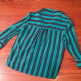 [Bershka] stripe pattern shirt size/ XS emerald green 7 minute sleeve bell shuka