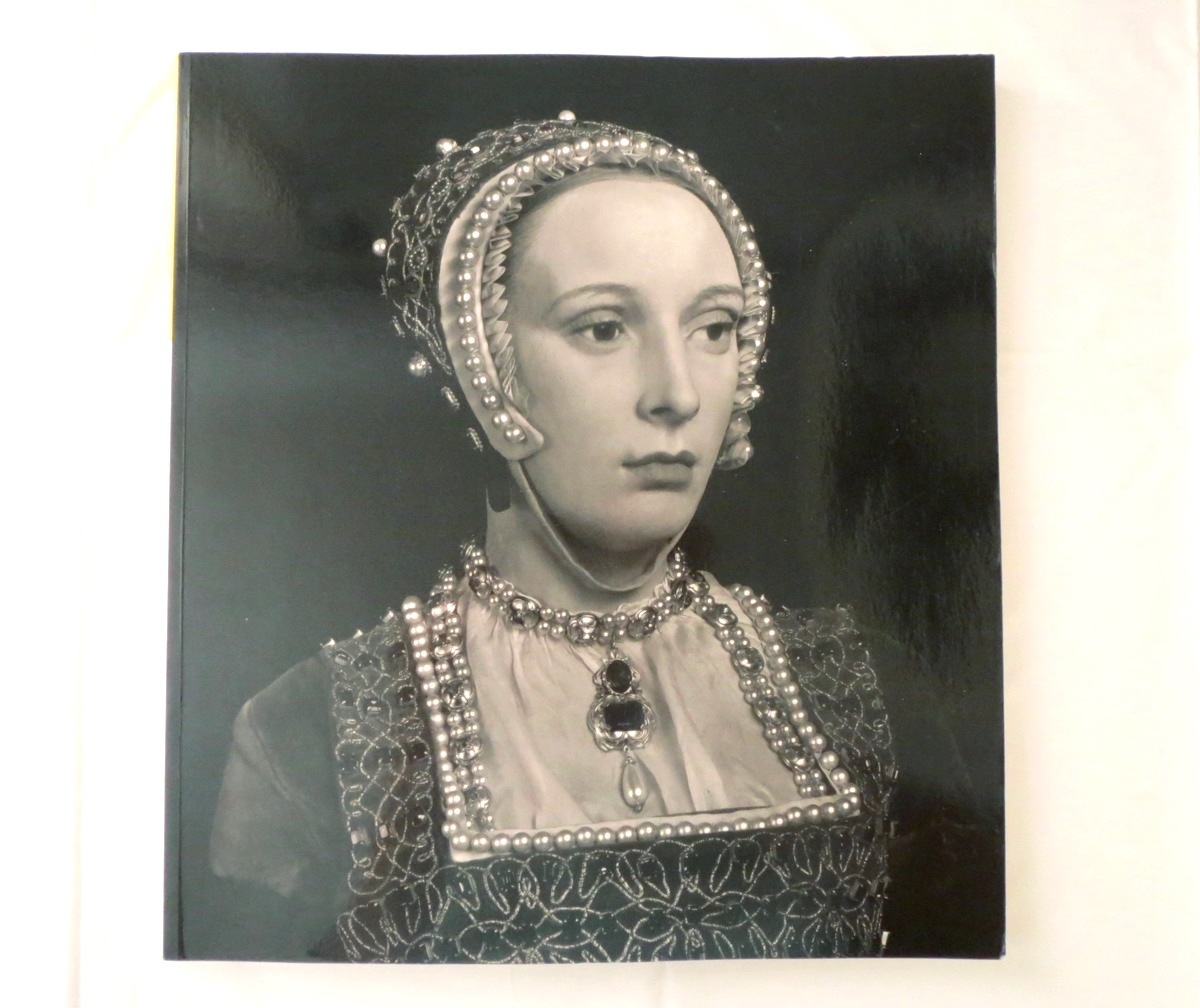 素晴らしい価格 イギリス王室 蝋人形 Guggenheim（2000年）杉本博司 PORTRAITS」Deutsche 【洋書・ドイツ】「SUGIMOTO 王族 肖像 写真 歴史 偉人 アート写真