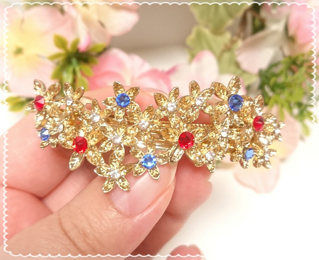 再販！大人可愛い華やかスワロフスキーprincessフラワー冠バレッタ 花 限定 ハンドメイドアクセサリー　キラキラ　女子力UP