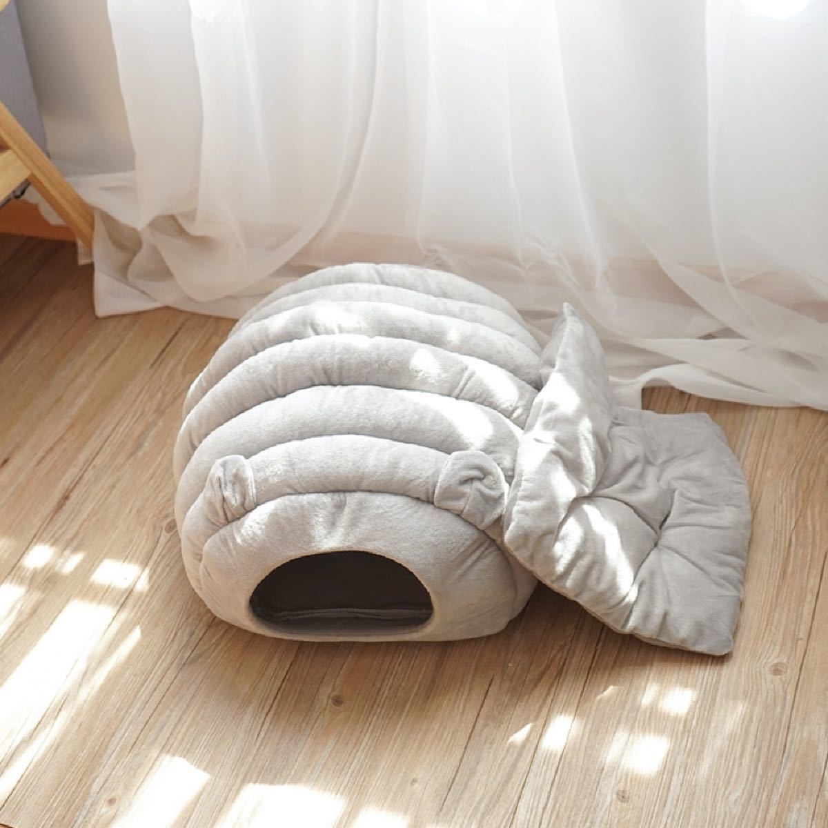【値下げ不可】ペットハウス 猫用ベッド 猫 ドーム型 ベッド 犬小屋クッション付