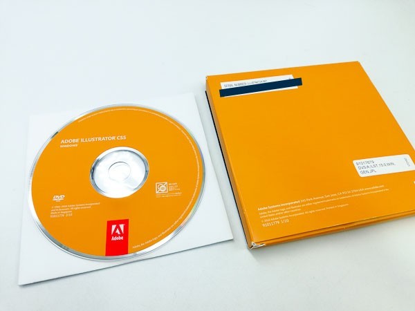 再入荷 Adobe Illustrator cs5 Windows版 日本語版 win イラストレーター creative suite 5 U81_画像2