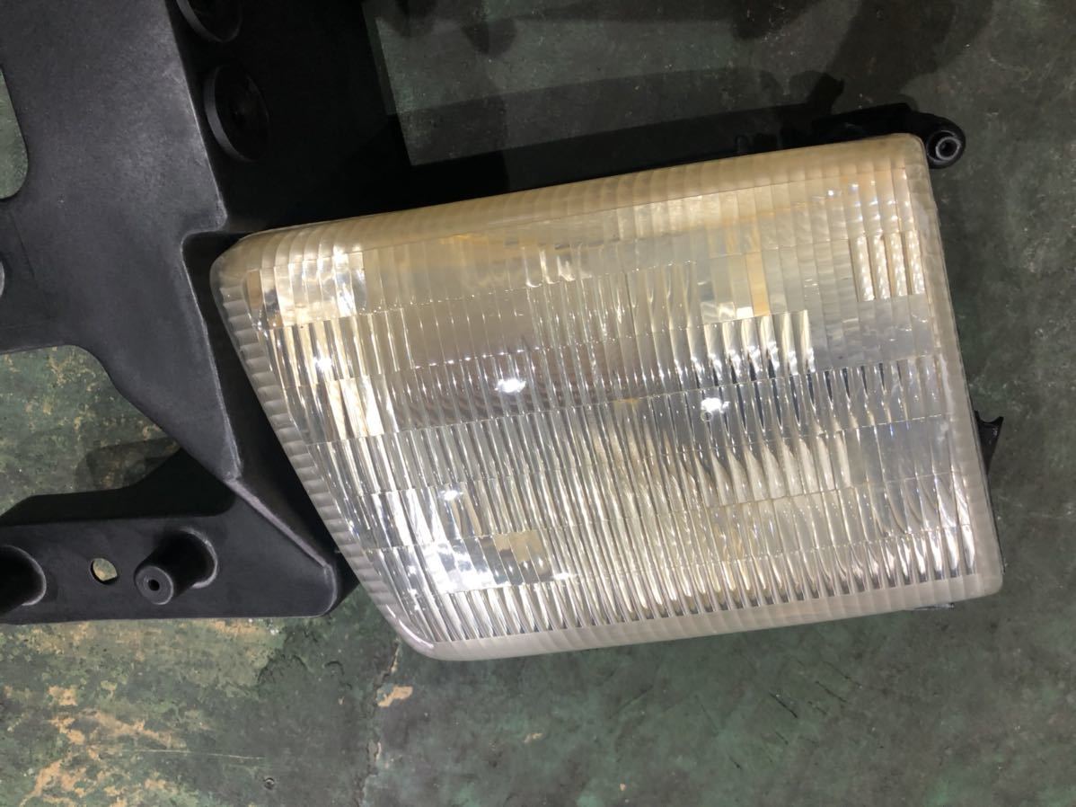  Dodge Ram van head light left right set used junk treatment control number :296