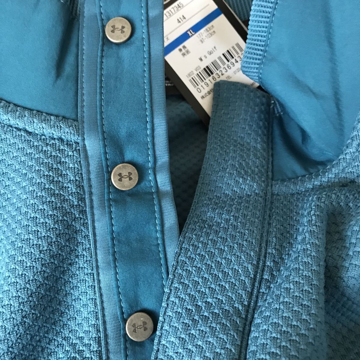 新品アンダーアーマー 厚手シャツ　XLサイズ　GOLF メンズ　ゴルフ　長袖シャツ　underarmour ブルー系　ボタンシャツ