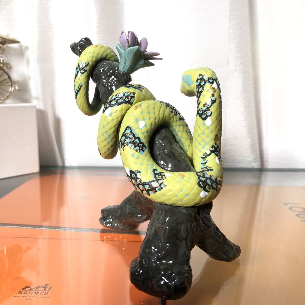 希少マイセンMEISSENフギュリン 干支巳 ヘビ置き物 美品レア物 オブジェ-